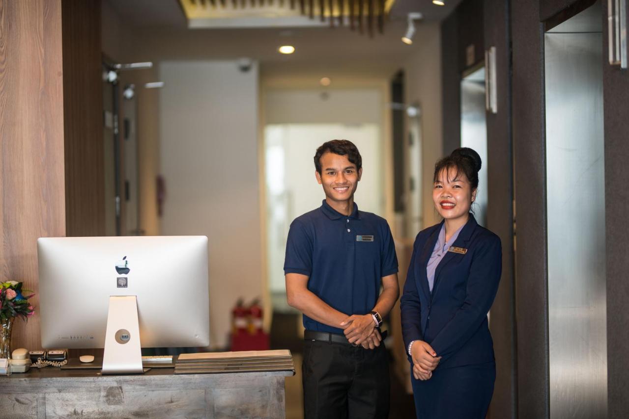 The Snowbell Hotel Phnom Penh Exterior foto